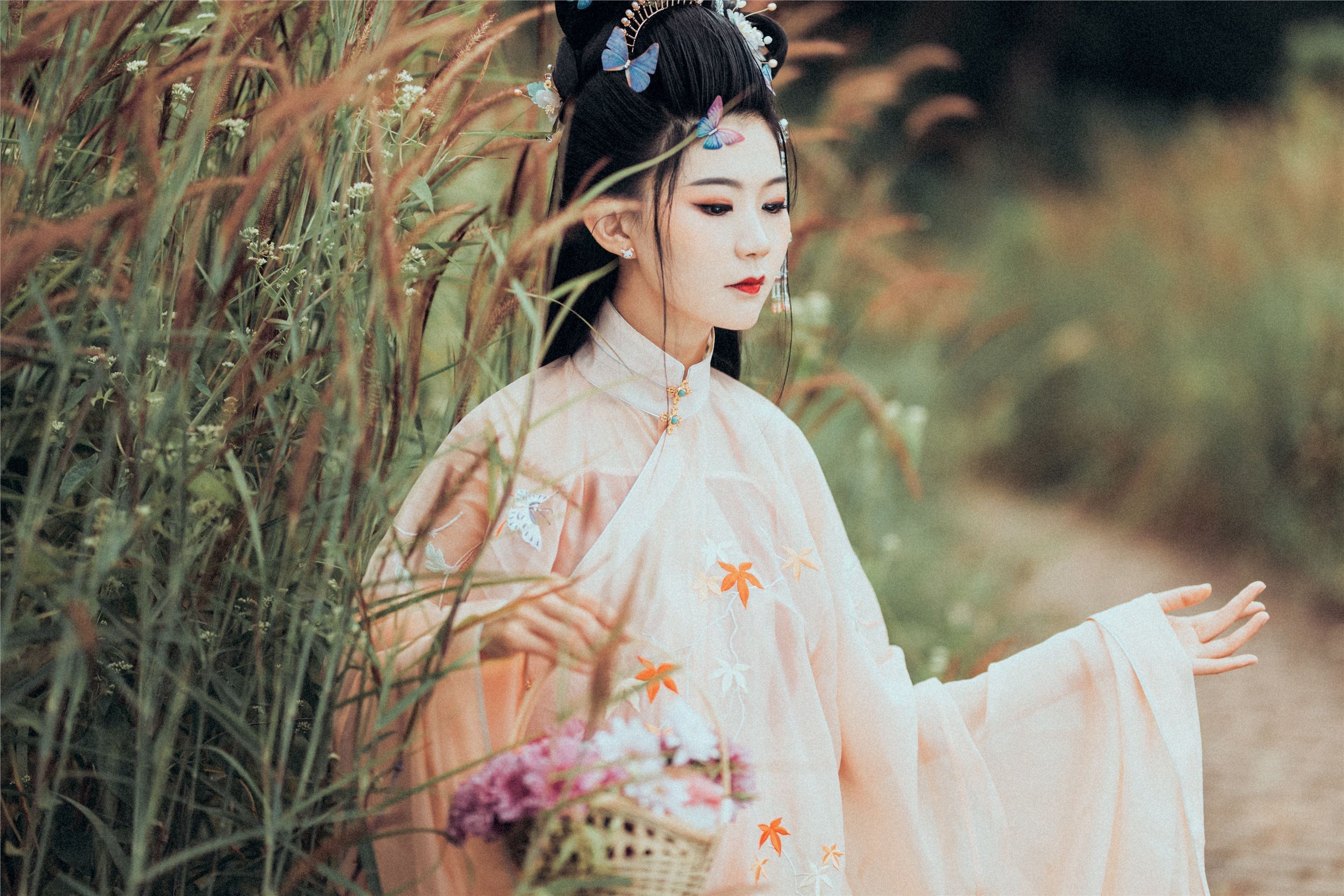 YITUYU艺图语 2021.09.07 撷芳晚 兔小白